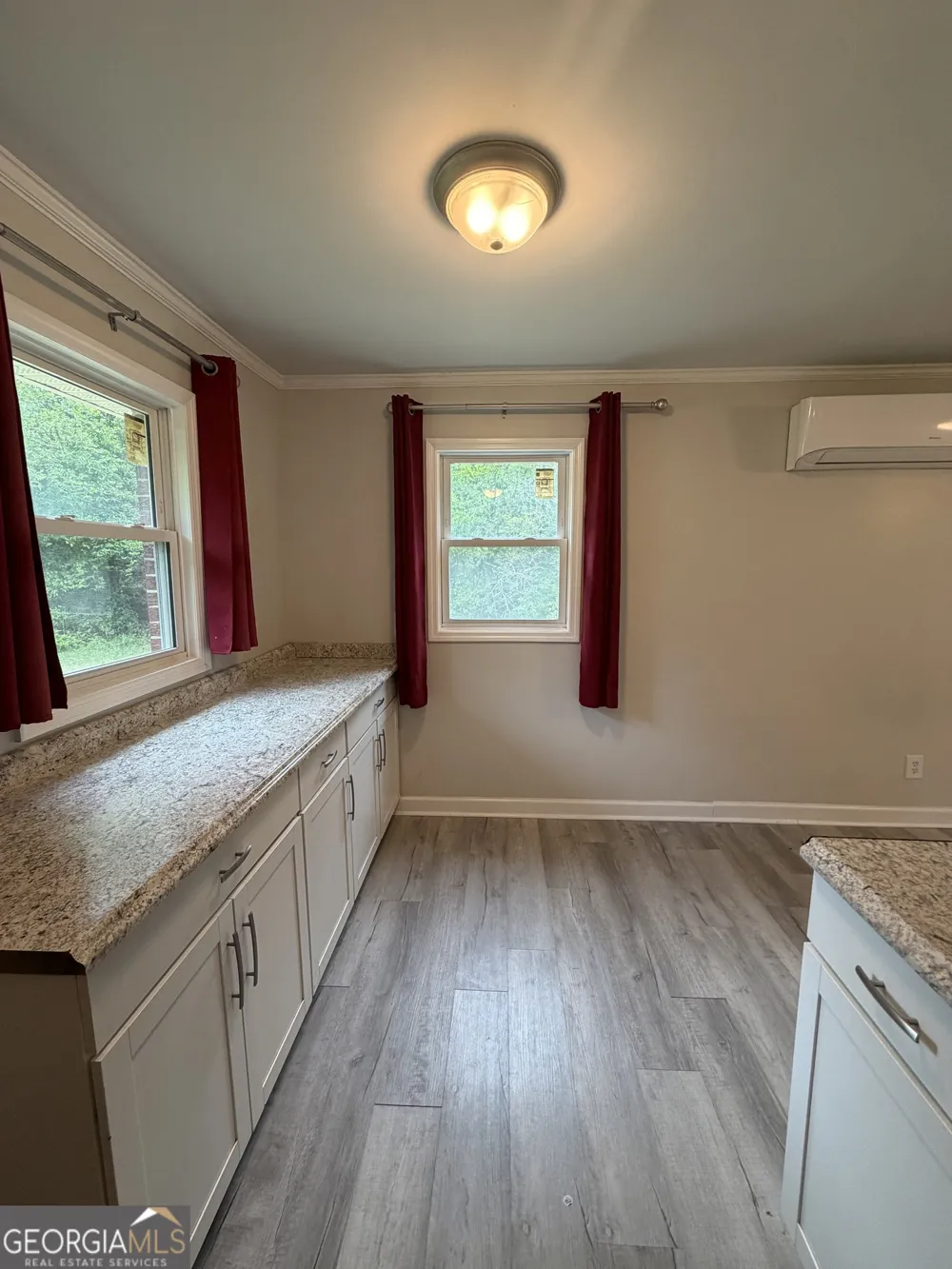 1954 Whiteoak RD Thomson, GA 30824