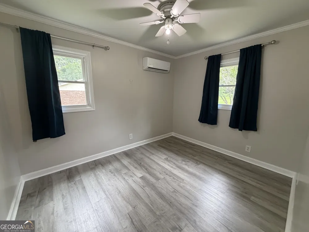 1954 Whiteoak RD Thomson, GA 30824