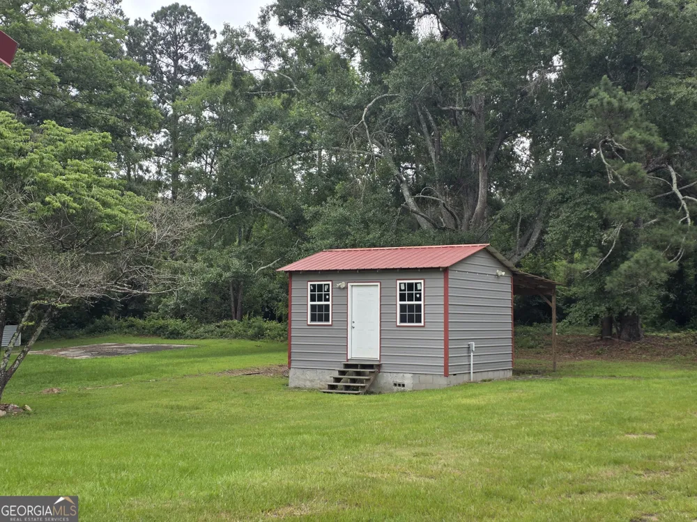 1954 Whiteoak RD Thomson, GA 30824