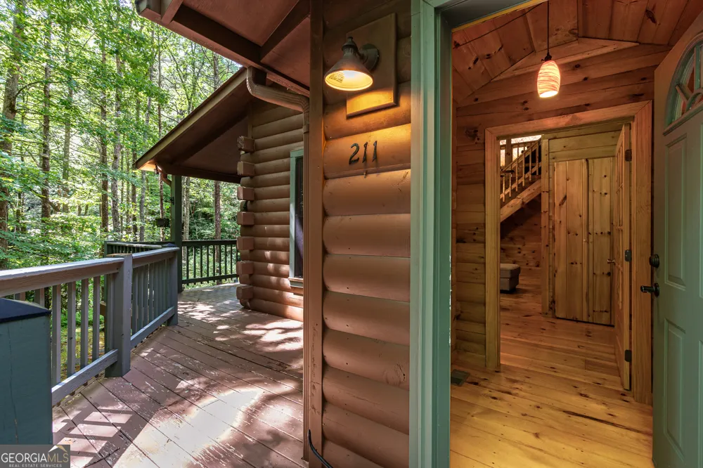 211 Red Oak Forest LN Murphy, NC 28906