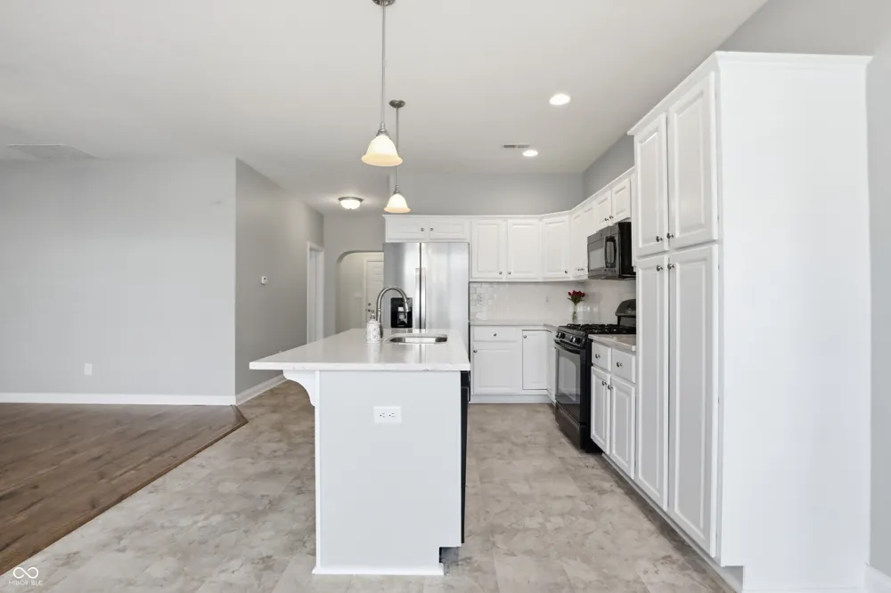 561 Rickels Court Whiteland, IN 46184