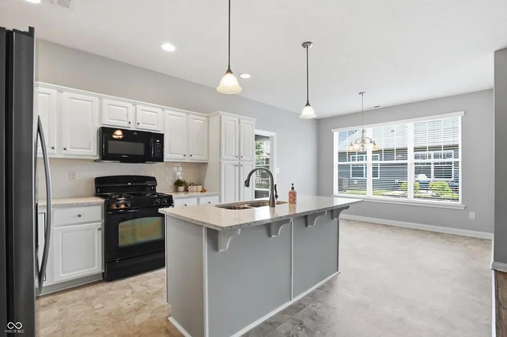 561 Rickels Court Whiteland, IN 46184