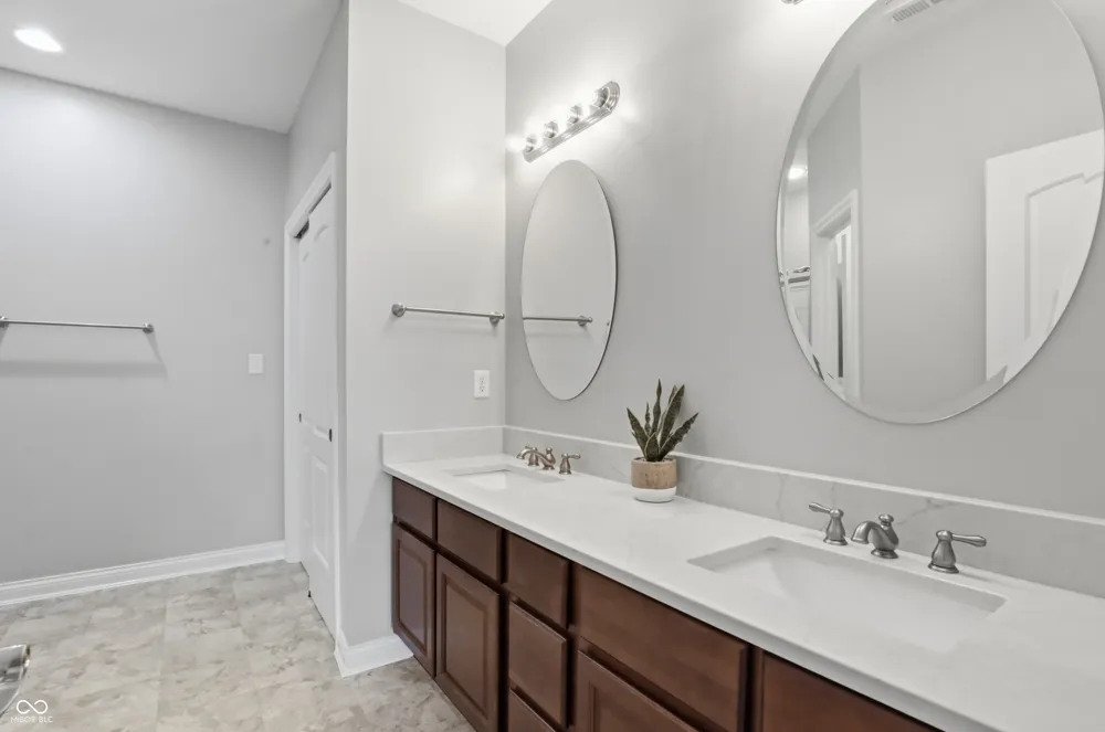 561 Rickels Court Whiteland, IN 46184