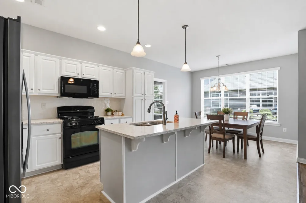 561 Rickels Court Whiteland, IN 46184