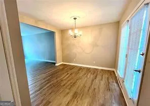 136 Old Ferry WAY Roswell, GA 30076