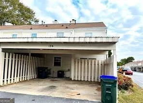 136 Old Ferry WAY Roswell, GA 30076