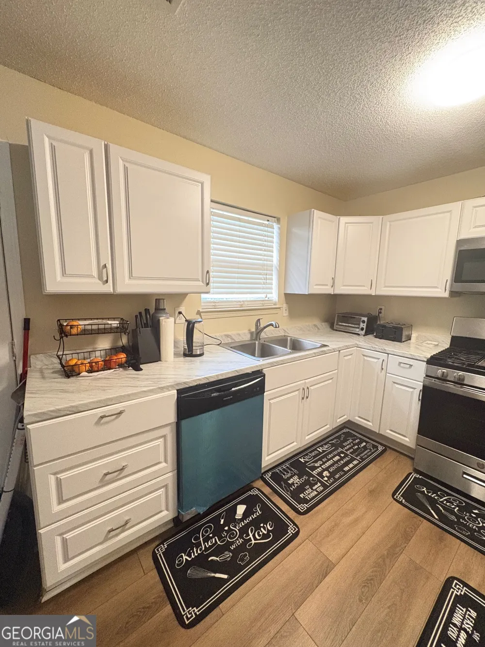 4312 Ward Bluff DR Ellenwood, GA 30294