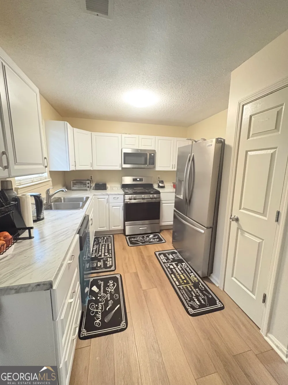 4312 Ward Bluff DR Ellenwood, GA 30294