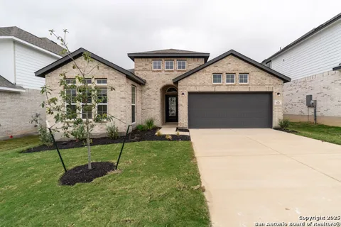 162 Ednie Ln