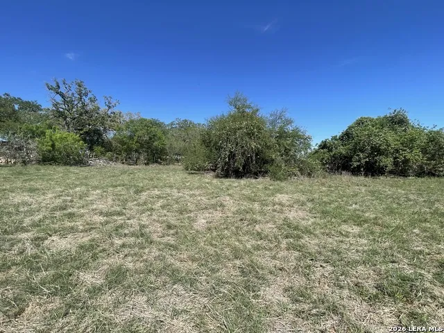 10306 FM 1681 Nixon, TX 78140
