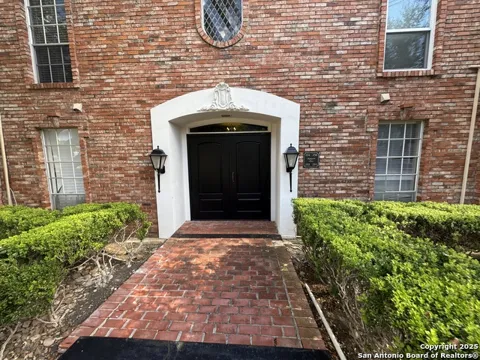 7500 Callaghan Unit 254
