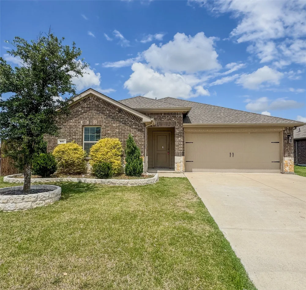 801 Meadow Creek Lane Josephine, TX 75189