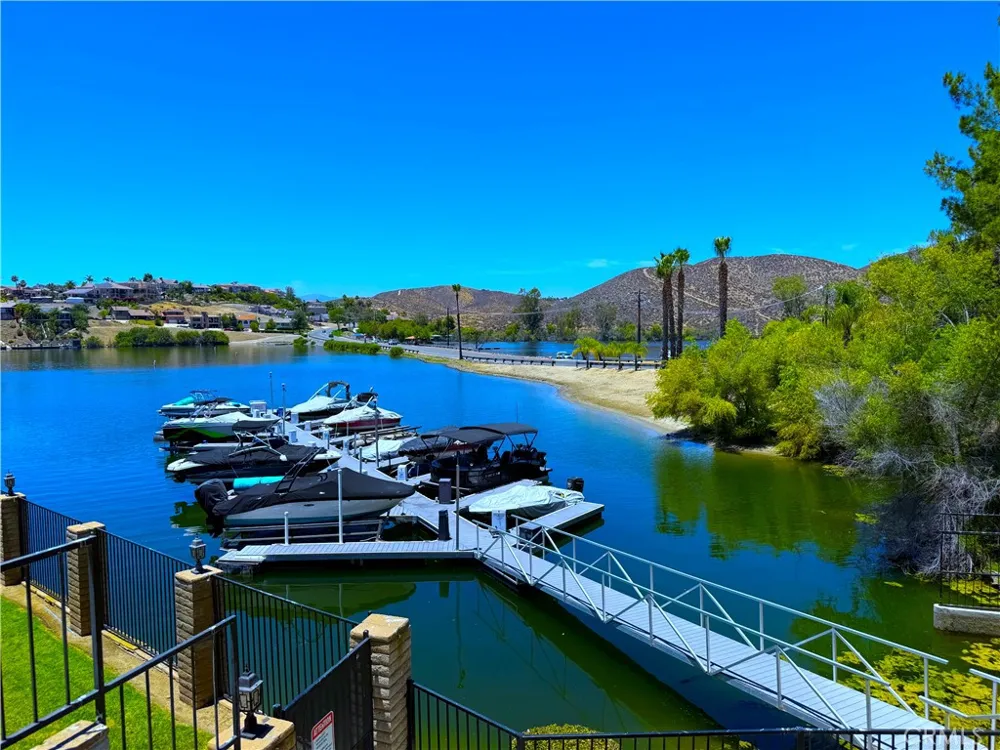 22570 Bass #7 Canyon Lake, CA 92587