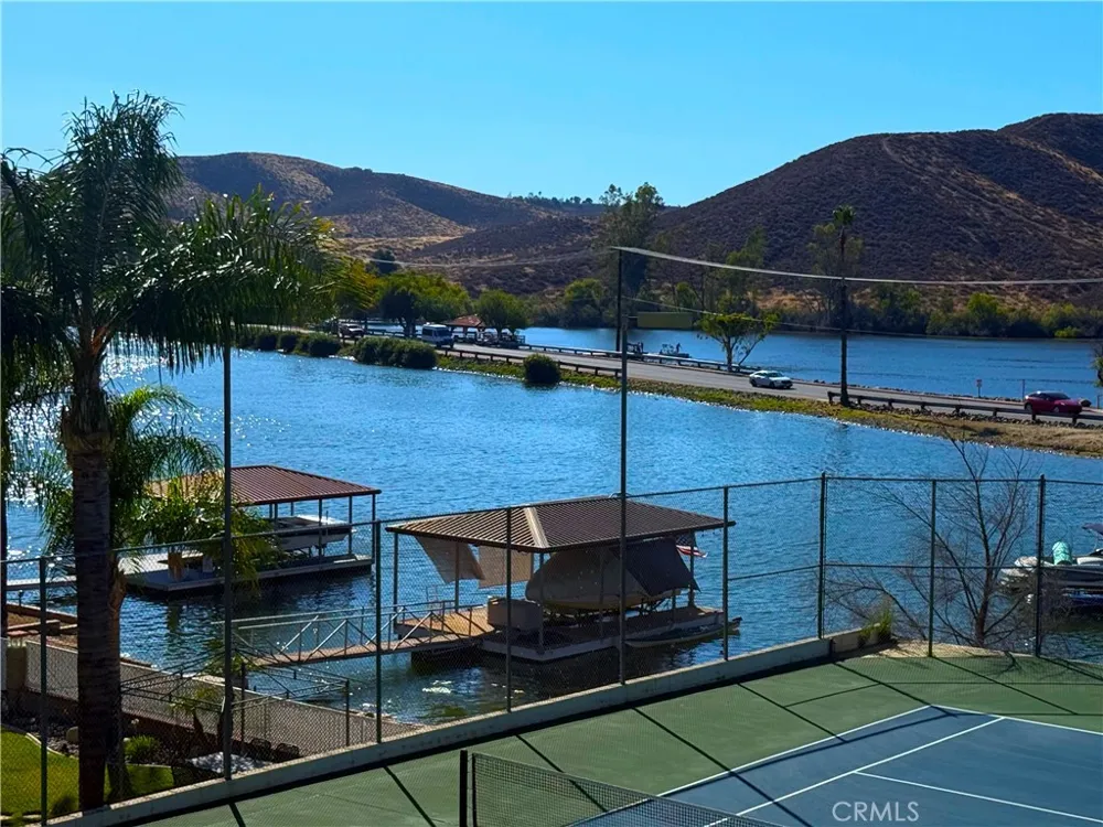 22570 Bass #7 Canyon Lake, CA 92587