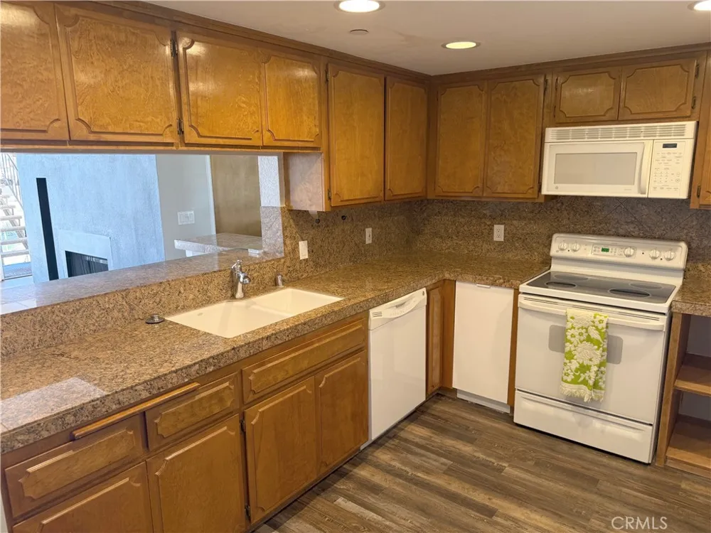 22570 Bass #7 Canyon Lake, CA 92587