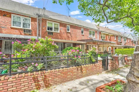 644 E 59th Street