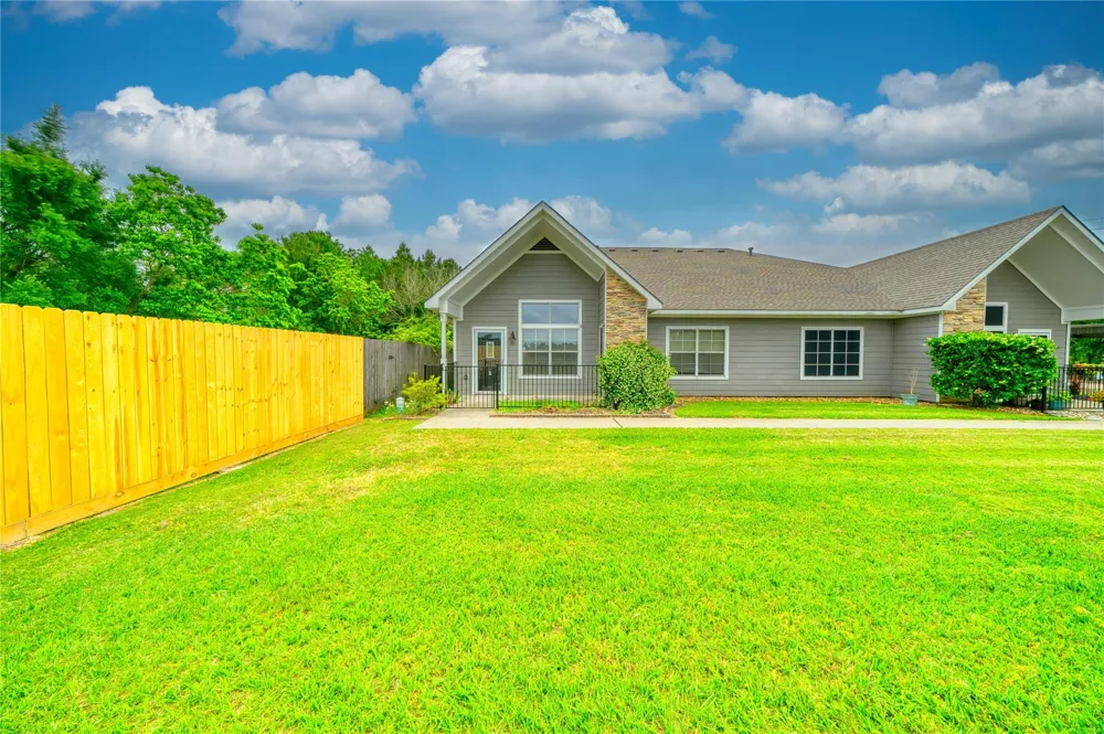 770 Hunt Road #314 Baytown, TX 77521
