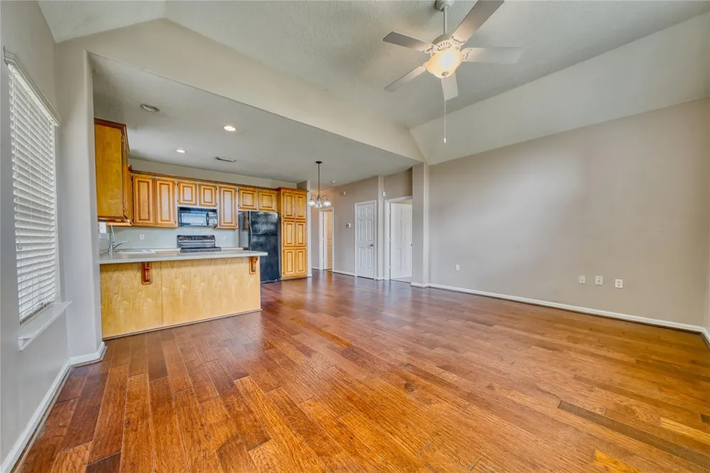 770 Hunt Road #314 Baytown, TX 77521