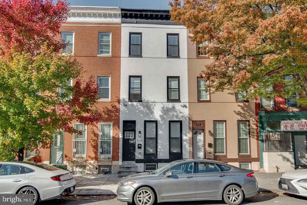 942 BROADWAY Baltimore, MD 21205