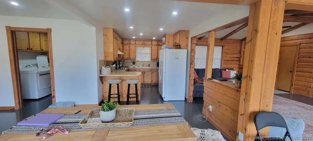424338 E 1168 Eufaula, OK 74432