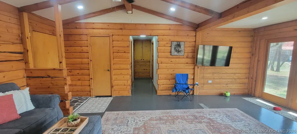 424338 E 1168 Eufaula, OK 74432