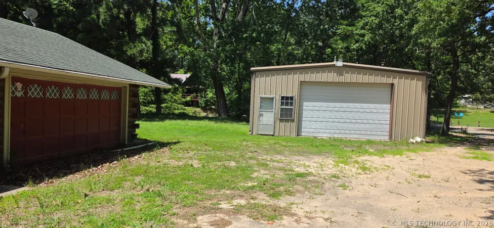 424338 E 1168 Eufaula, OK 74432