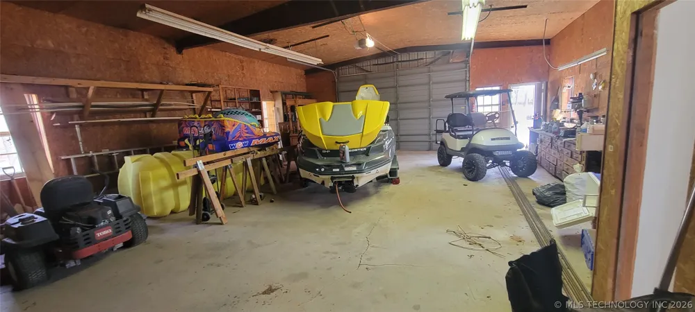 424338 E 1168 Eufaula, OK 74432