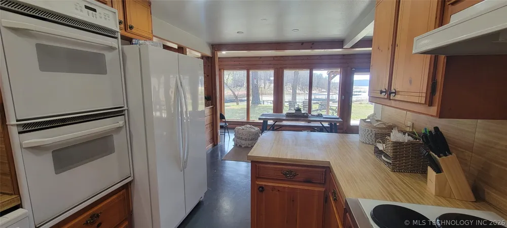 424338 E 1168 Eufaula, OK 74432
