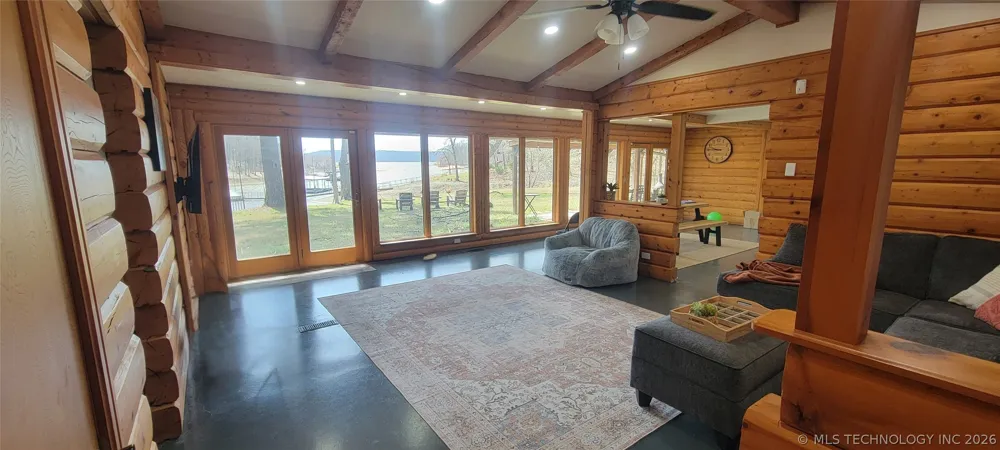424338 E 1168 Eufaula, OK 74432