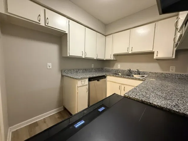 1820 E Kings Highway #247 Shreveport, LA 71105