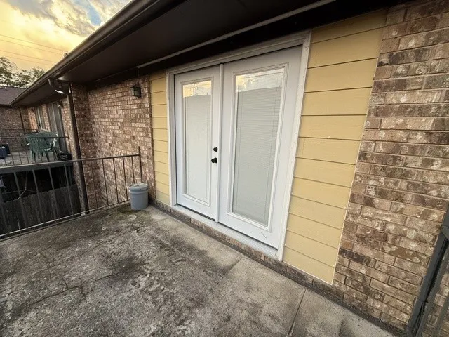 1820 E Kings Highway #247 Shreveport, LA 71105