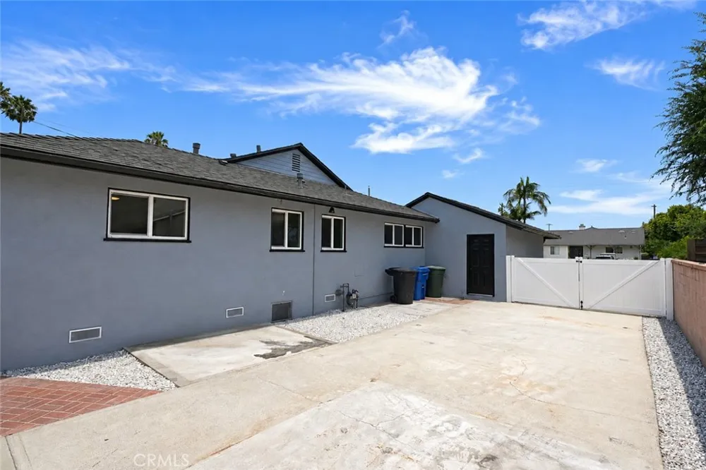 1030 S Pricedale West Covina, CA 91790