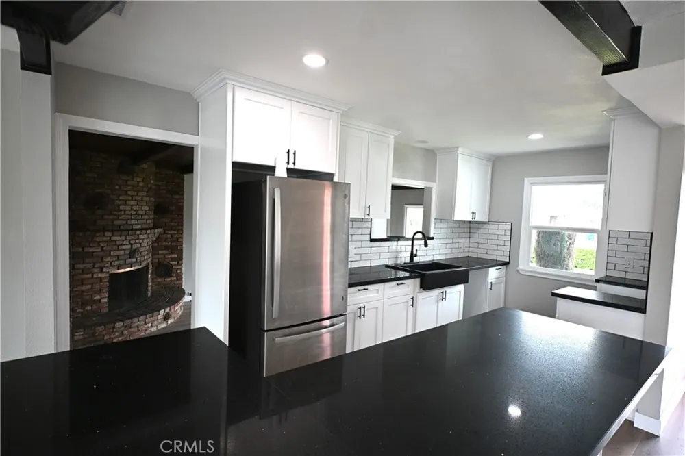 1030 S Pricedale West Covina, CA 91790