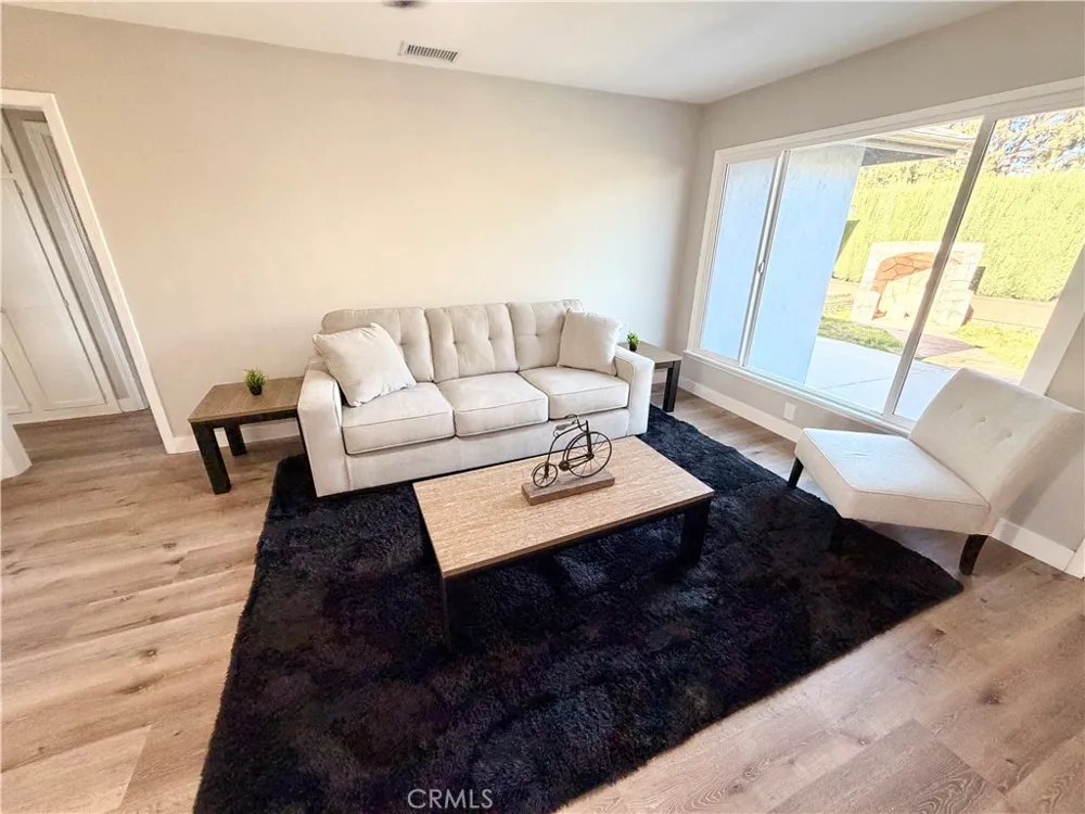 1030 S Pricedale West Covina, CA 91790