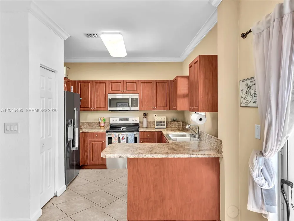 8887 SW 225th St Cutler Bay, FL 33190