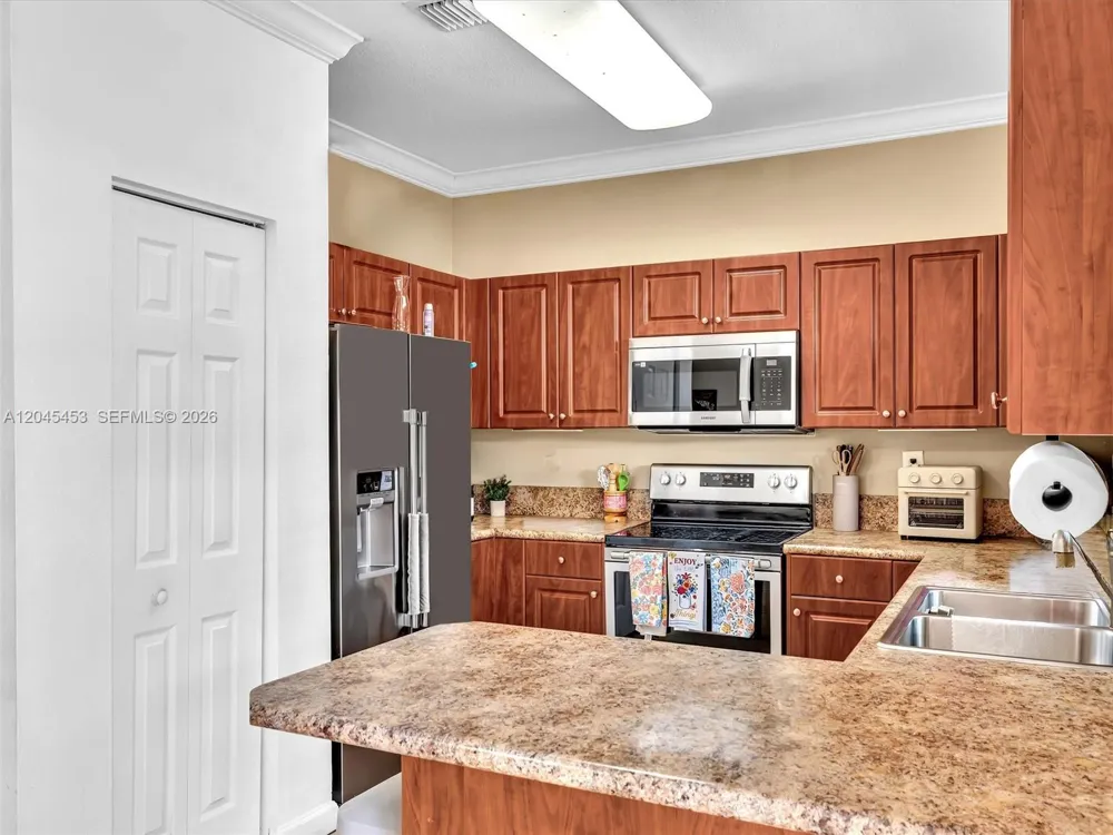 8887 SW 225th St Cutler Bay, FL 33190