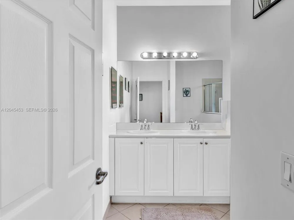 8887 SW 225th St Cutler Bay, FL 33190