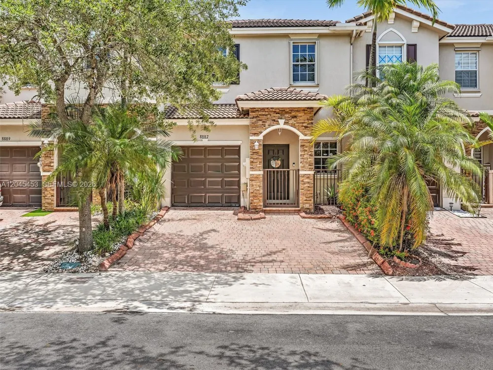 8887 SW 225th St Cutler Bay, FL 33190