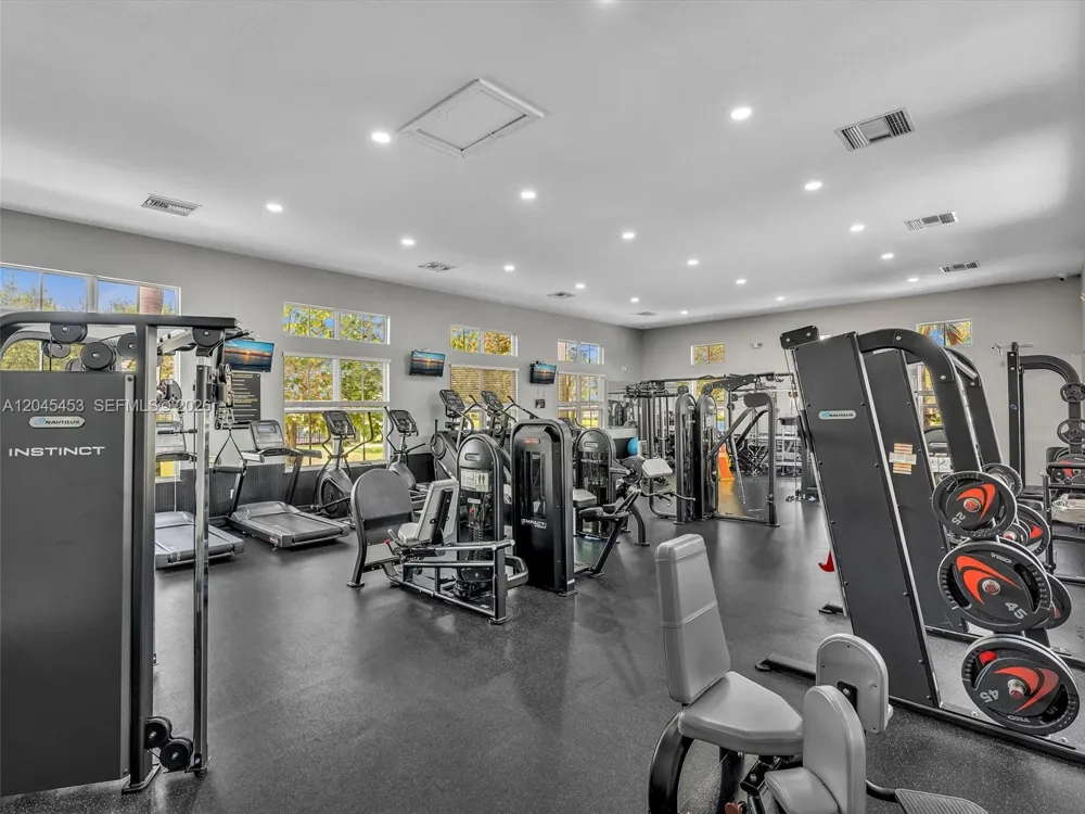 8887 SW 225th St Cutler Bay, FL 33190