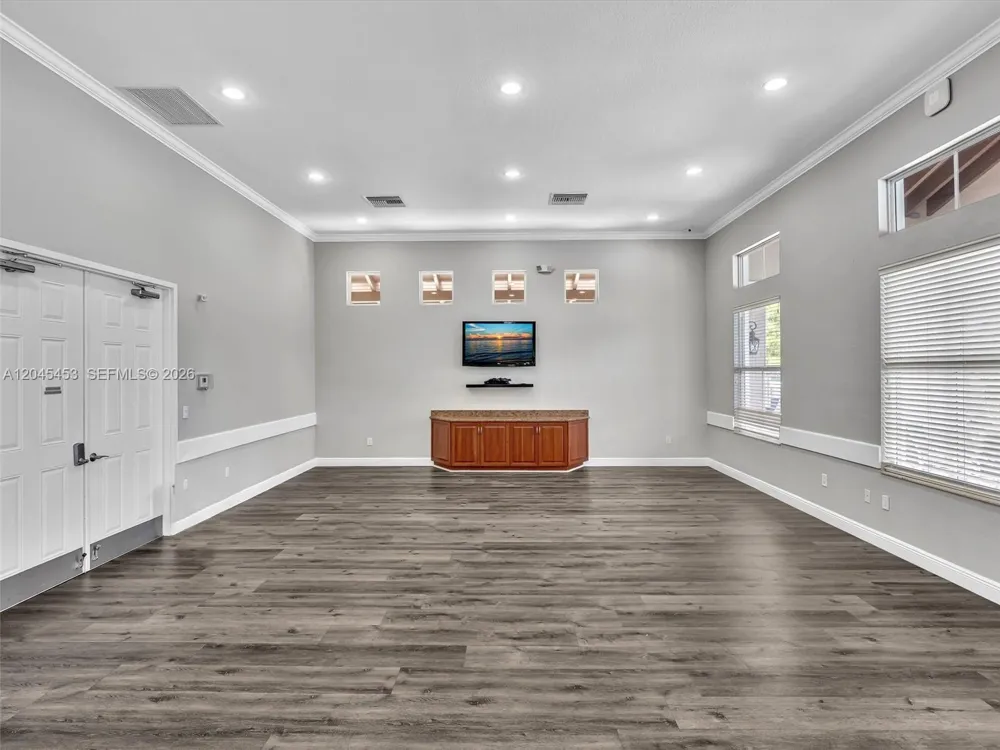8887 SW 225th St Cutler Bay, FL 33190