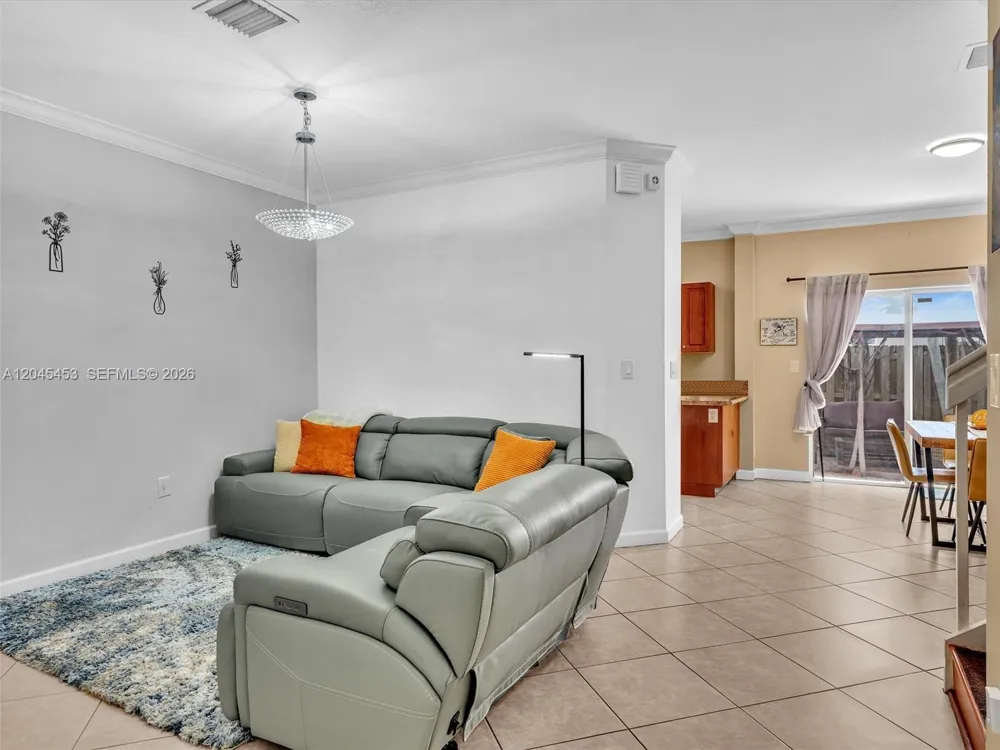 8887 SW 225th St Cutler Bay, FL 33190
