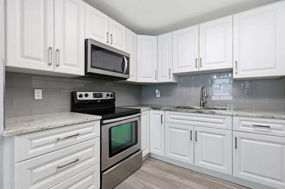 128 NW 10th Avenue Delray Beach, FL 33444