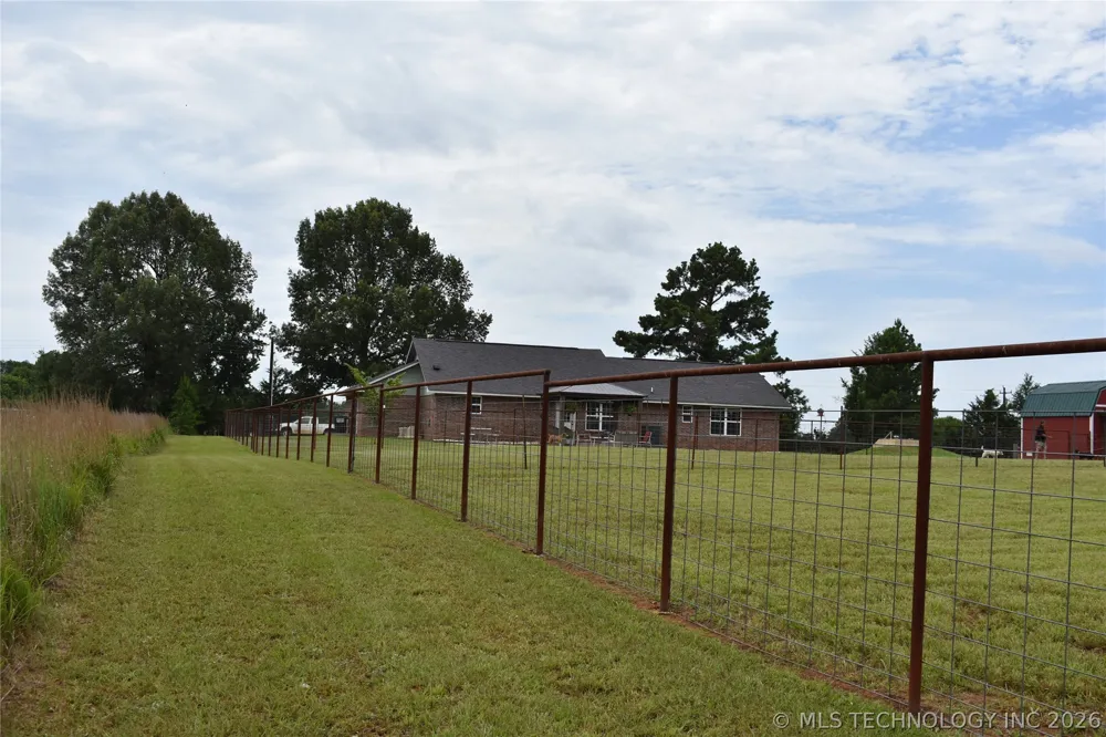 2921 E 2090 ROAD Hugo, OK 74743