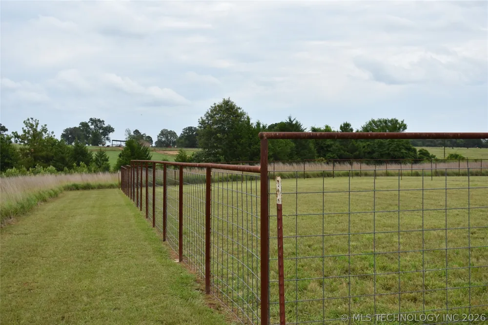 2921 E 2090 ROAD Hugo, OK 74743