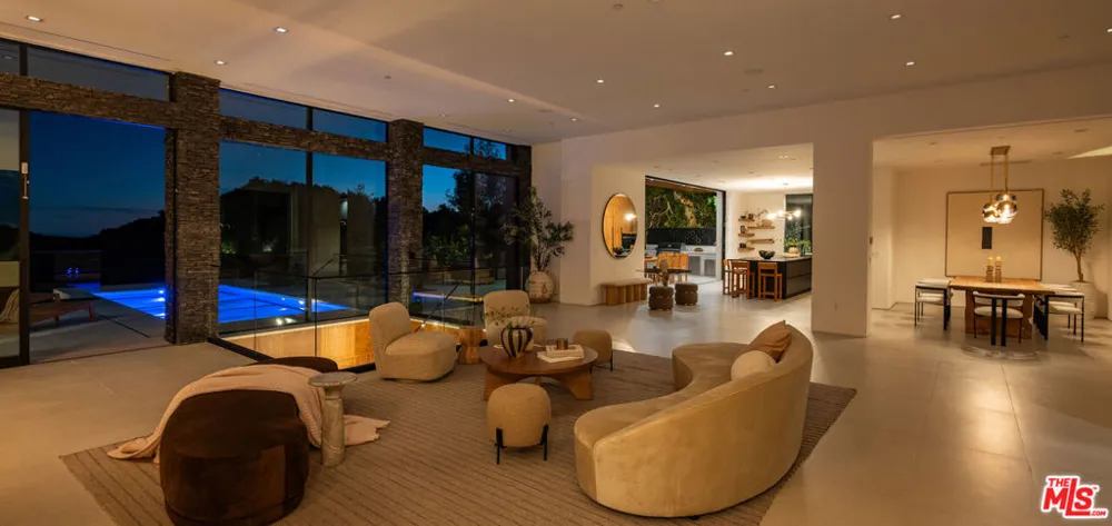 12752 Mulholland Drive Beverly Hills, CA 90210