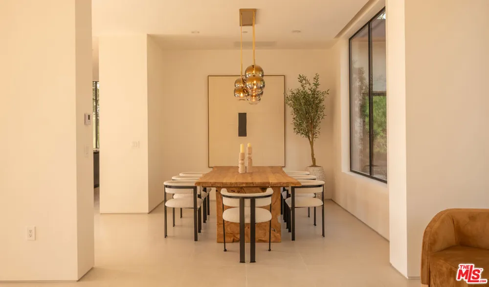 12752 Mulholland Drive Beverly Hills, CA 90210