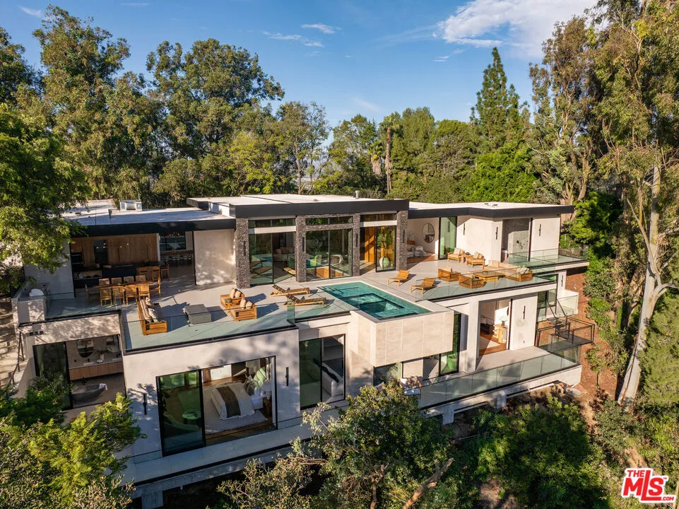 12752 Mulholland Drive Beverly Hills, CA 90210