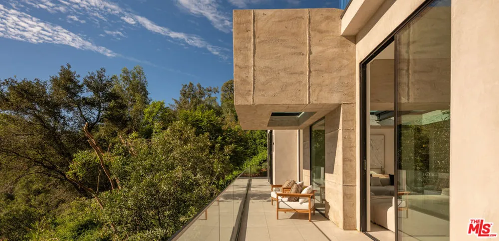 12752 Mulholland Drive Beverly Hills, CA 90210
