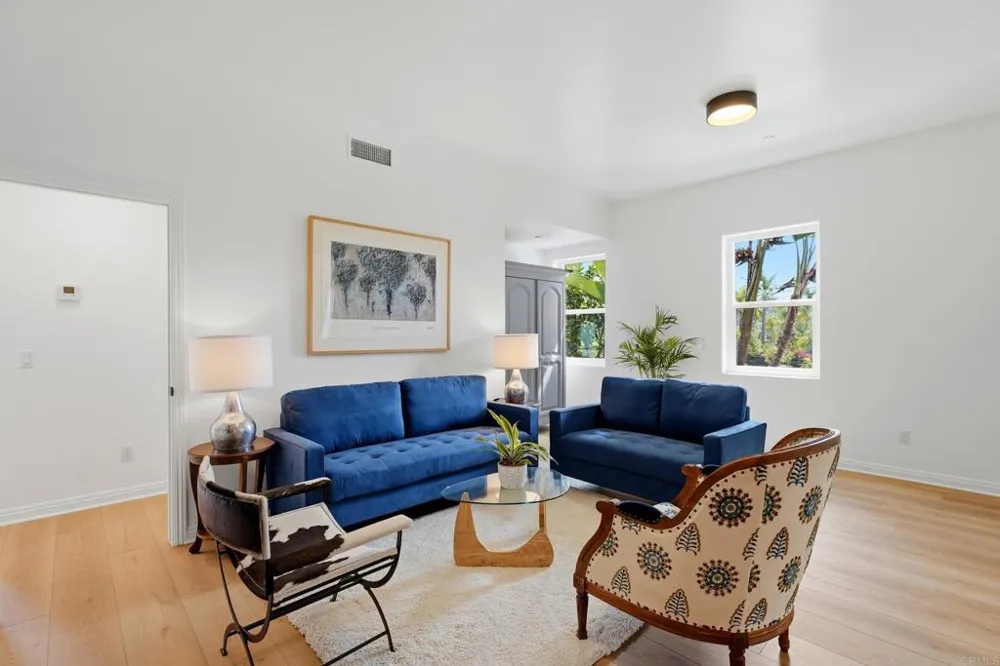 4305 Manchester Avenue Encinitas, CA 92024
