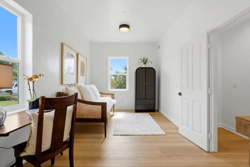 4305 Manchester Avenue Encinitas, CA 92024